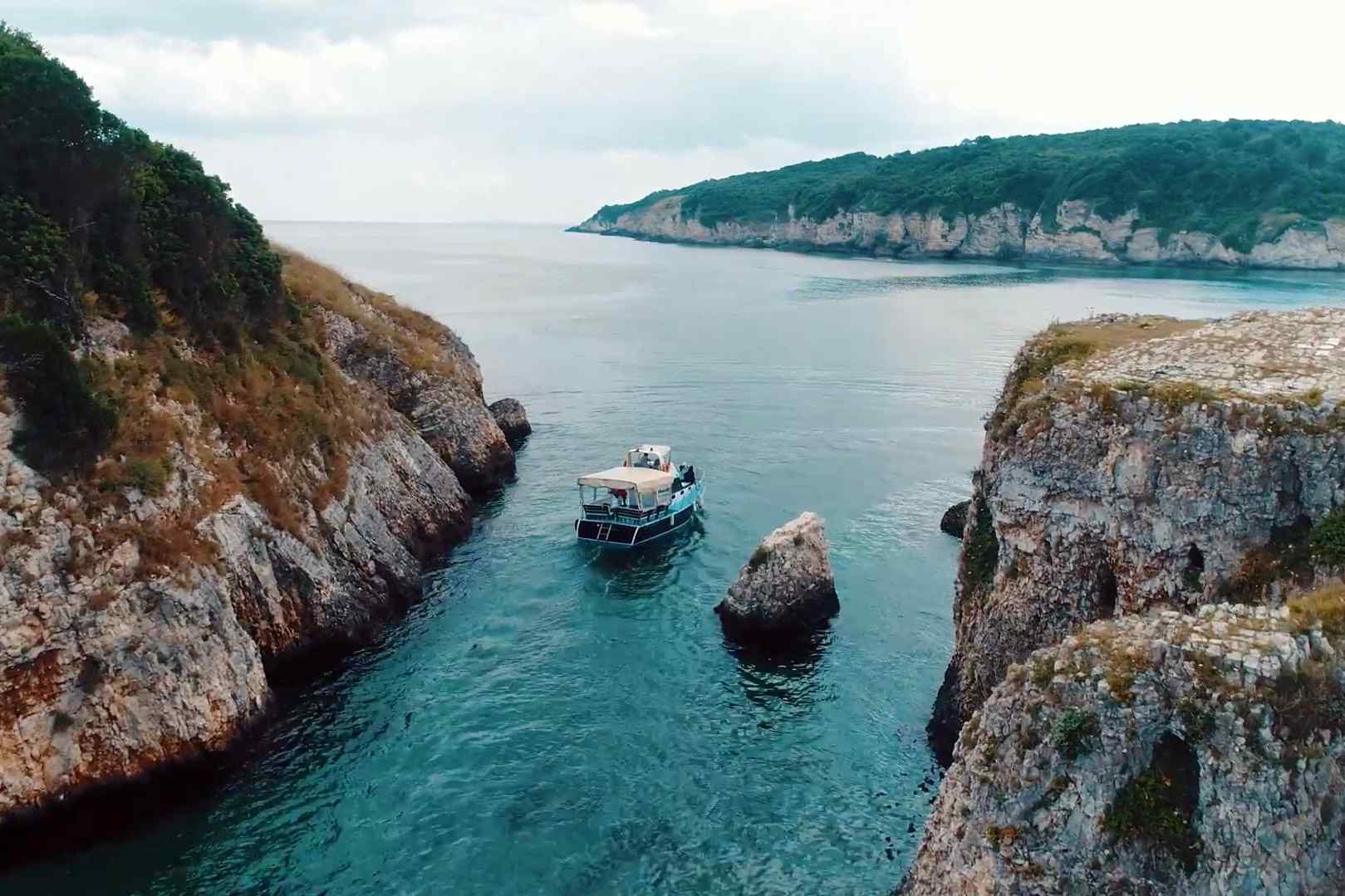 KİLİMLİ KOYU TEKNE TURU